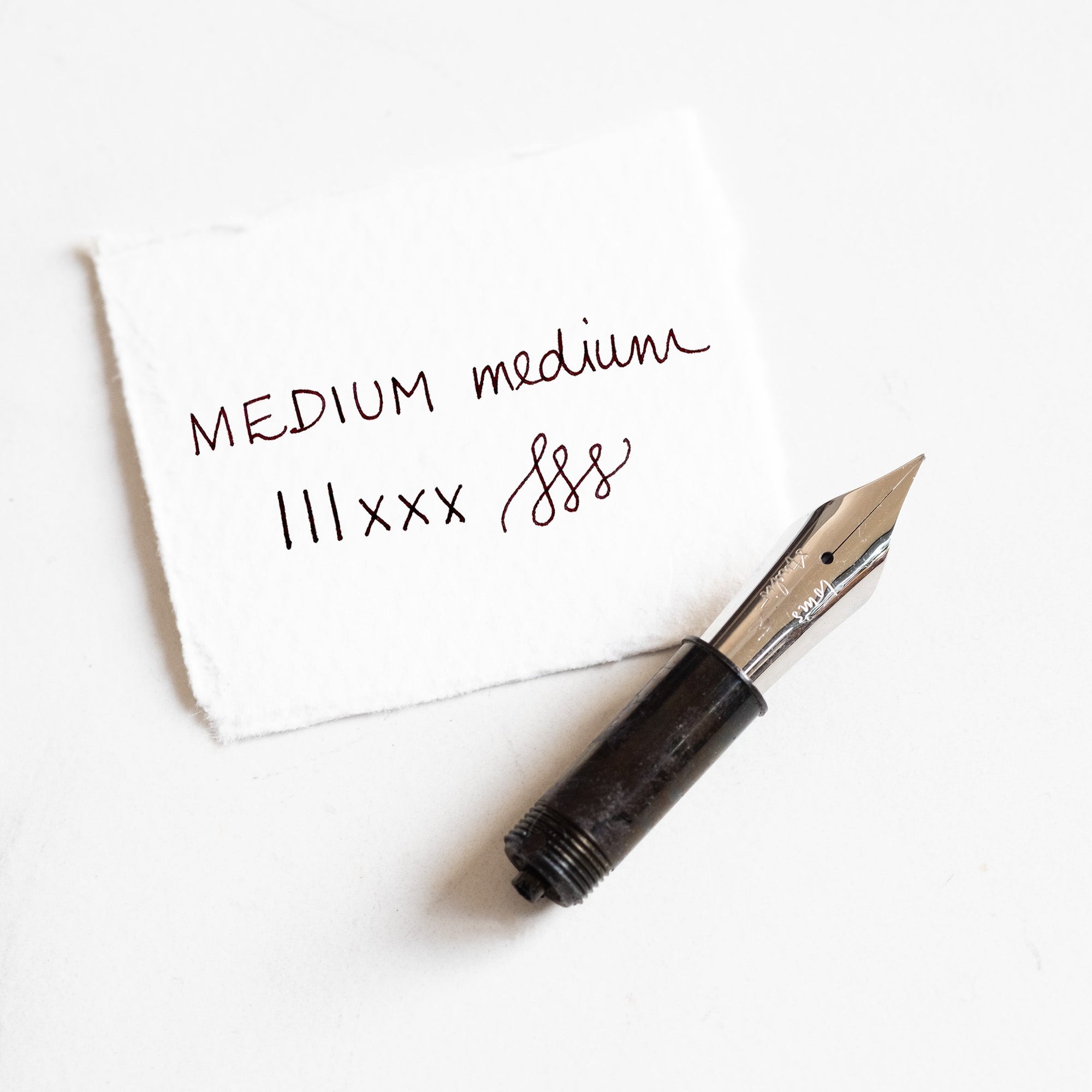 Medium fountain pen nib (stainless steel)