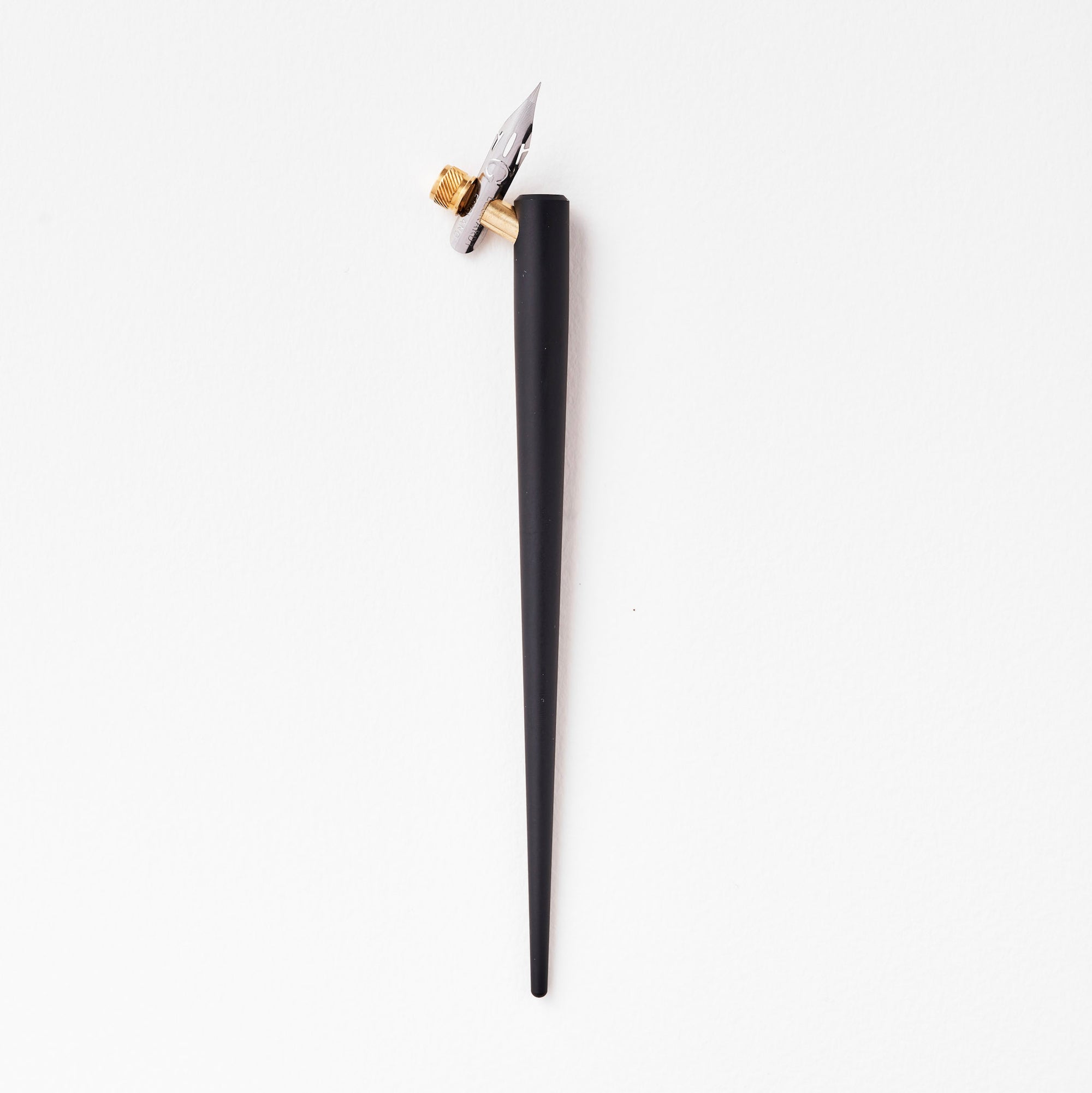 The Original Flourish Oblique Calligraphy Pen in Black