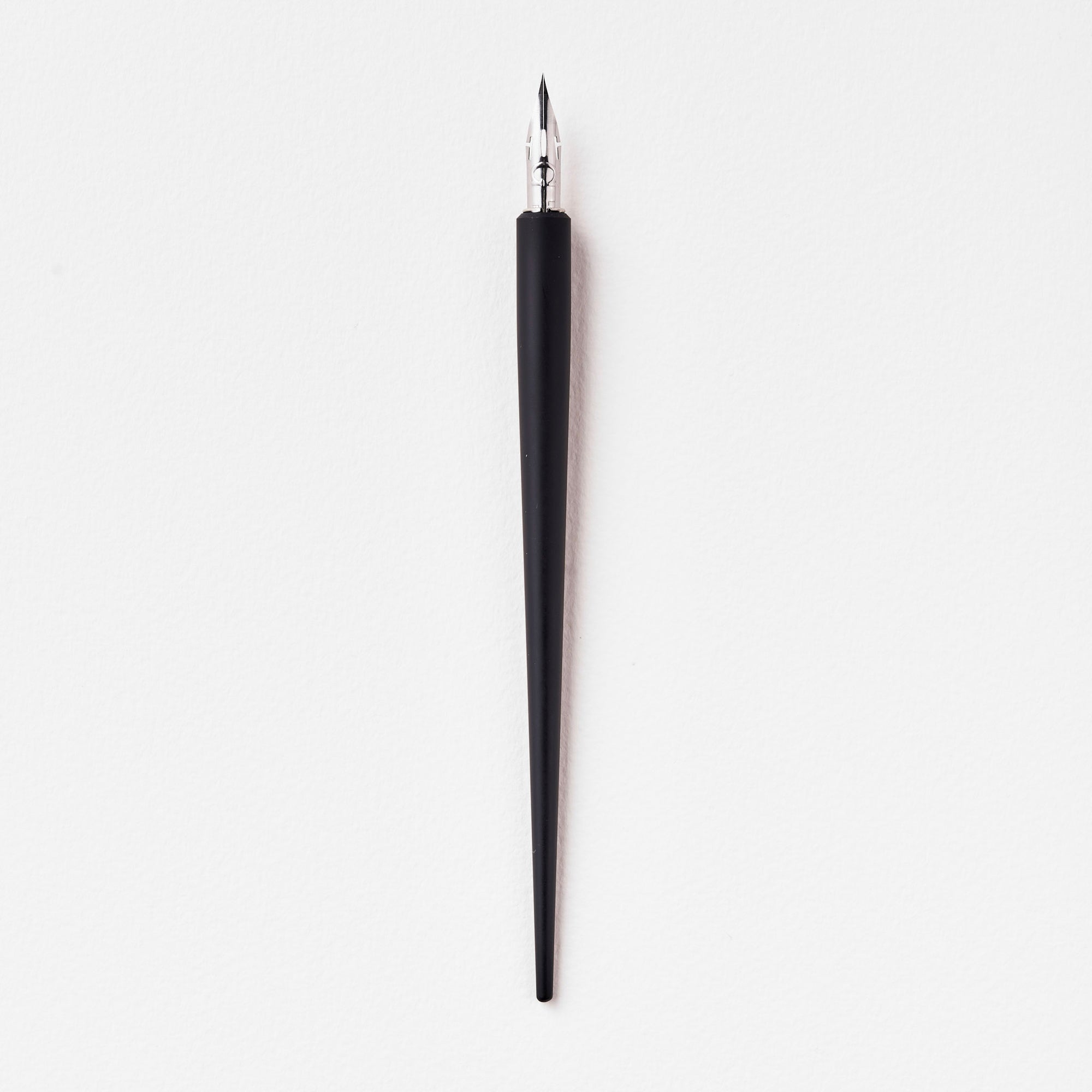 The Original Flourish Straight Calligraphy Pen in Black