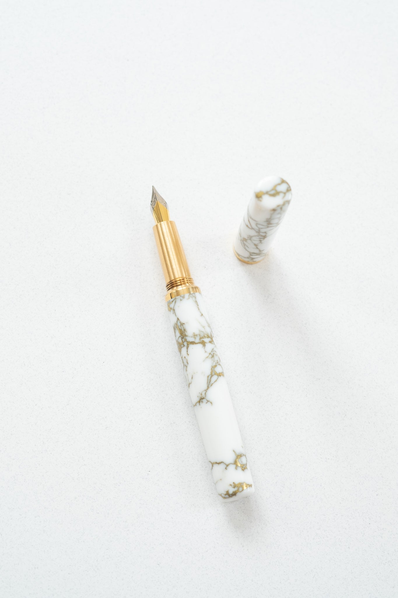 White + Gold - Studio Pen - tomsstudioWhite + Gold - Studio Pen