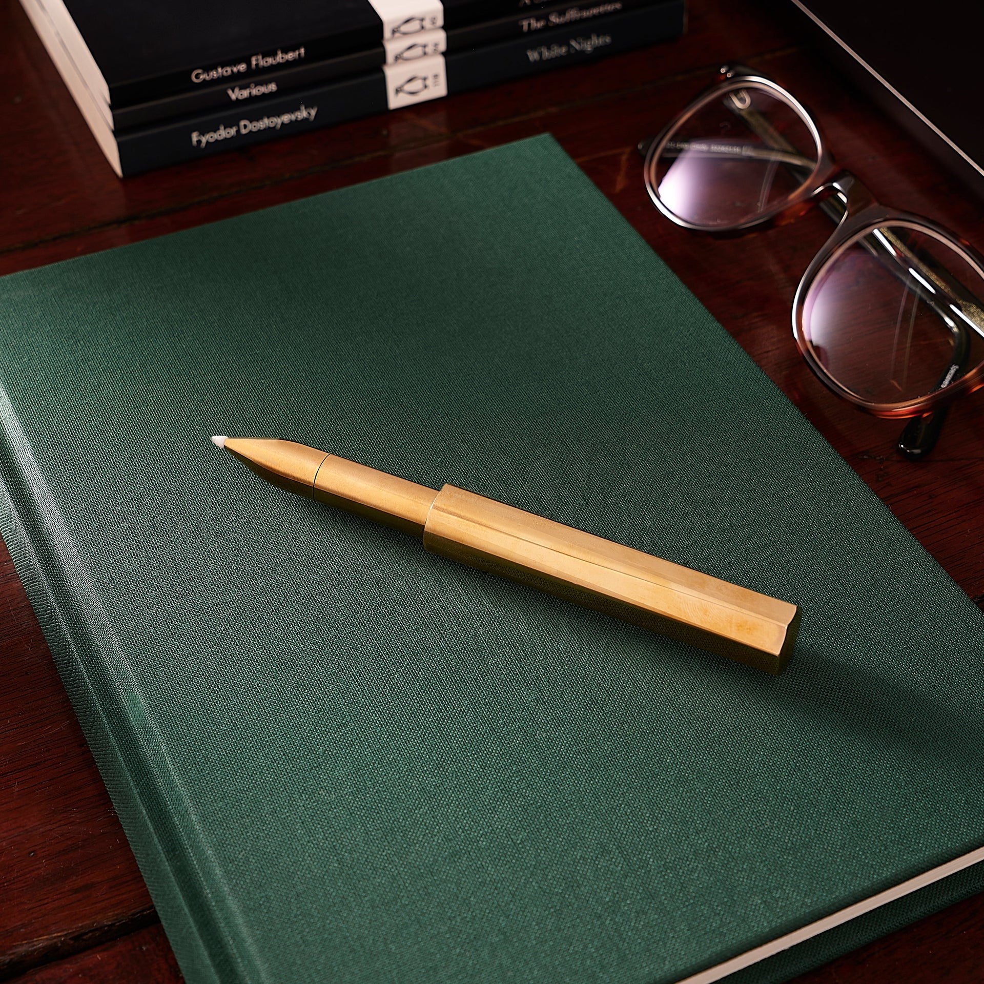 The Wren – Refillable Writing Pen for Sustainable Everyday Use