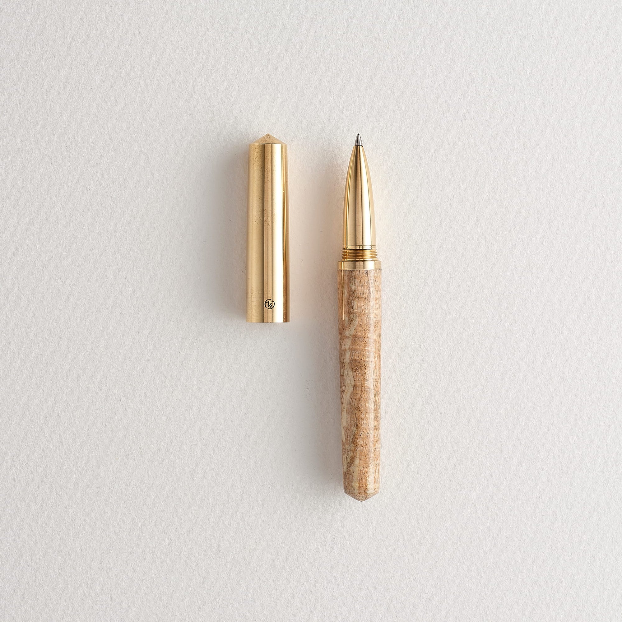 Studio Handmade – Ash