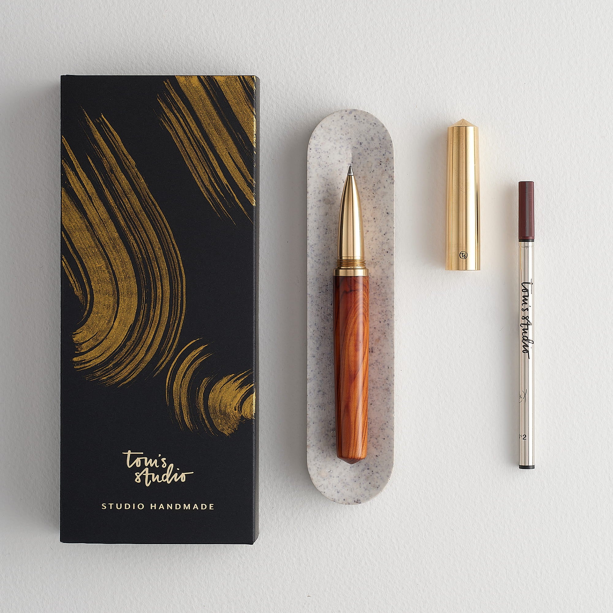 Studio Handmade – Yew