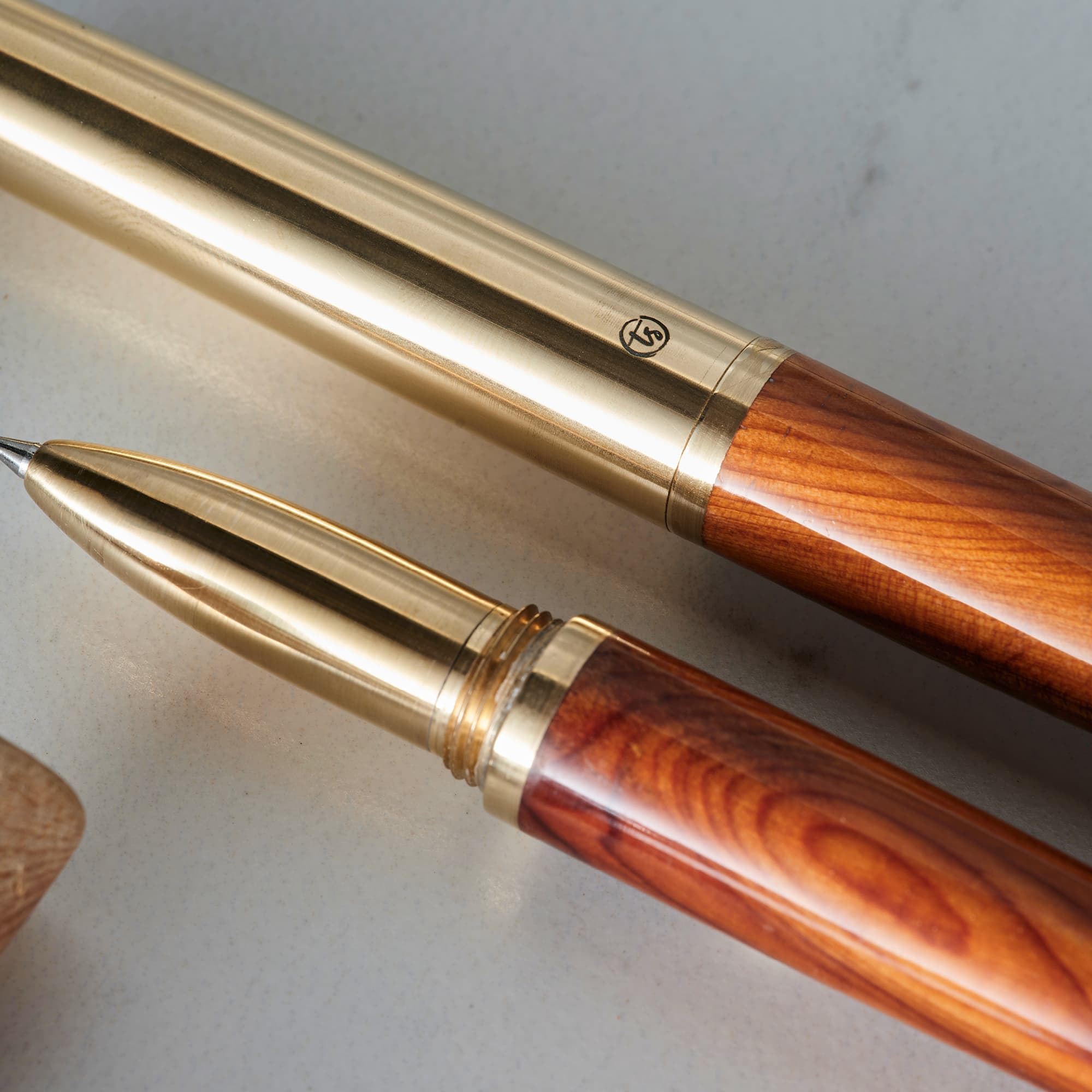 Studio Handmade – Yew