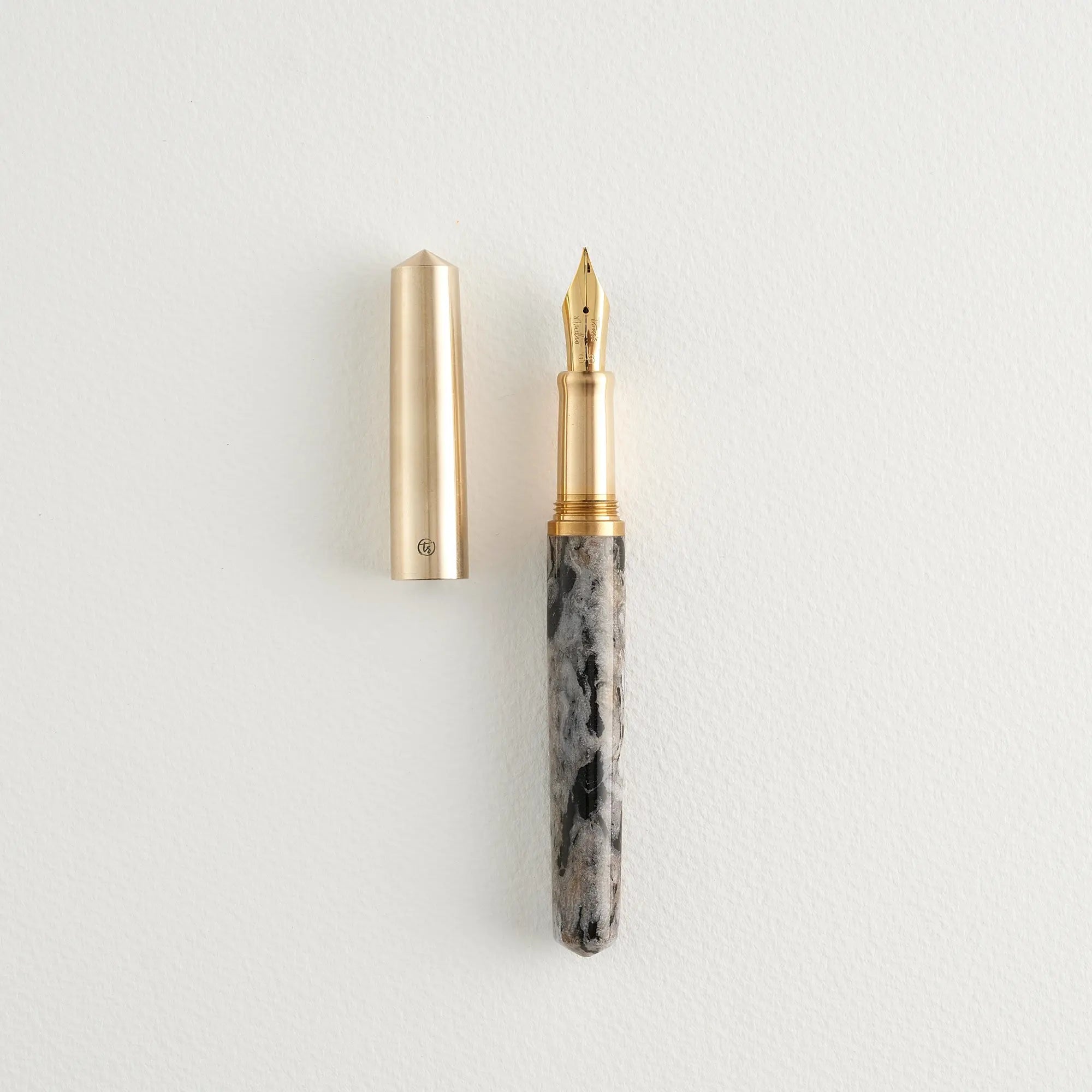 Studio Handmade – Fabreco® Monochrome