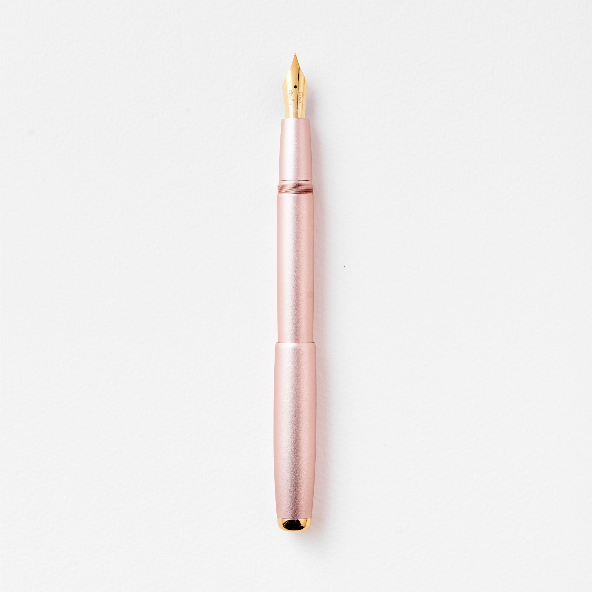 The Studio Fountain Pen – Portable, Stylish & Perfect for