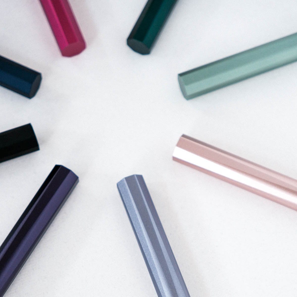 All colours of the Wren refillable everyday writing pen